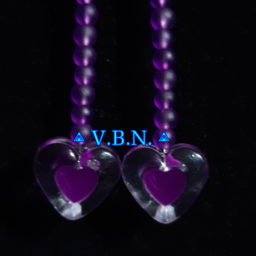 Boucles d'oreilles coeur acrylique transparent violet
