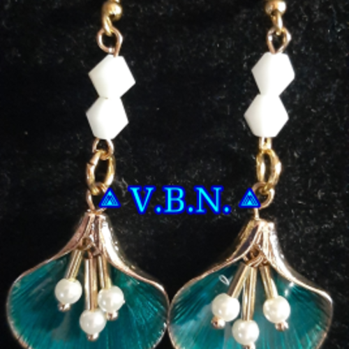Boucles d'oreilles doré fleurs émaillé bleu turquoise vert