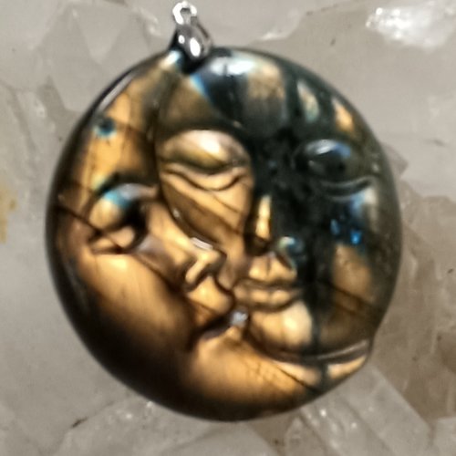 Labradorite  gravure lune et soleil