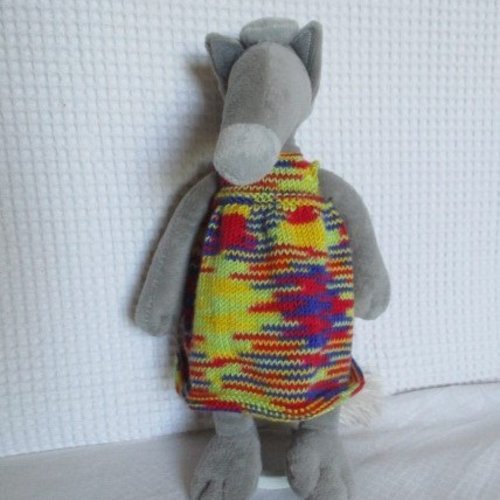 Robe Multicolore Pour La Louve Auzou Peluche Du Loup Qui Voulait Un Grand Marche
