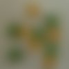  mini fleurs au crochet, lot de 15  en coton  blanc, jaune et vert, 2.5 cm, appliques *15*