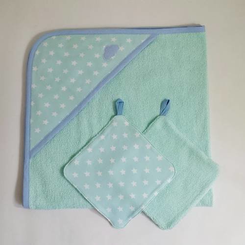 Cape De Bain Sortie De Bain Bebe Mixte En Eponge Aqua Et Imprime Etoiles En Jersey Ces 2 Lingettes Assorties 6 12 Un Grand Marche