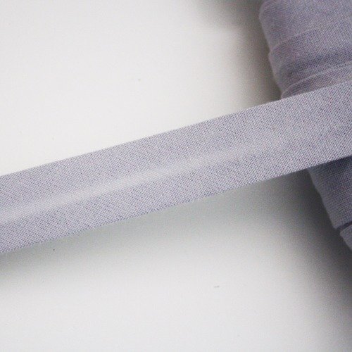 Biais gris clair uni, 18 mm, biais universel en coton pré-plissée 