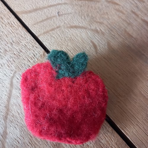 Petite barrette pomme