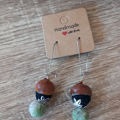 Boucles d'oreilles feutrée