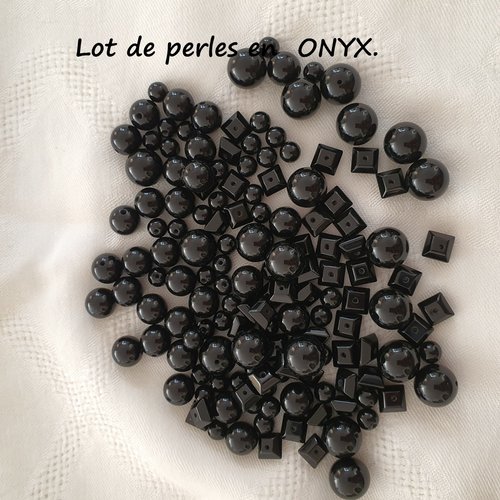 Lot de 150 perles rondes en "onyx".