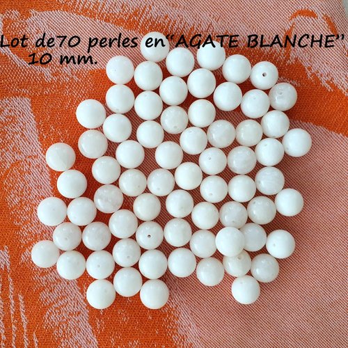 Lot de 70 perles gemmes rondes en agate blanche (478.6978)