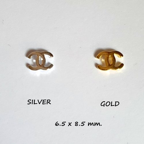 Bijoux d'ongles charms logos marque de luxe en métal doré et argenté (483.1408)