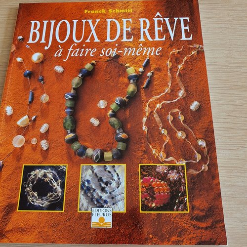 Livre "bijoux de reve à faire soi-même"