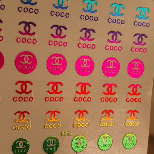 1 grande carte de stickers 3d ongles nails art logos (496.6106)