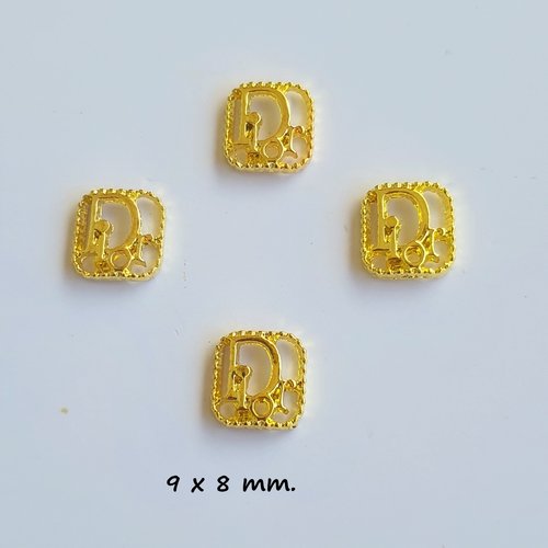 Bijoux d'ongles charms pour nail art en métal doré (504.8766)