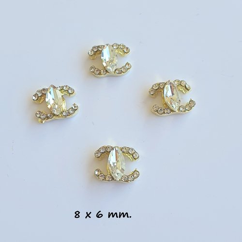 Bijoux d'ongles charms pour nail art en métal argenté et strass (504.8952)