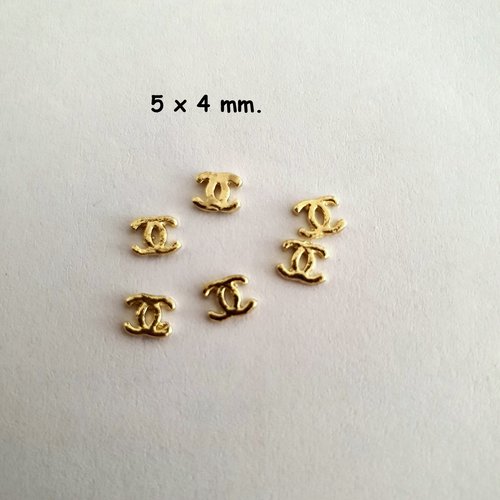 Bijoux d'ongles charms pour nail art 5 x 4 mm.(512.8240)