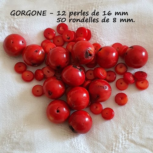 Lot de 62 perles en gorgone;
