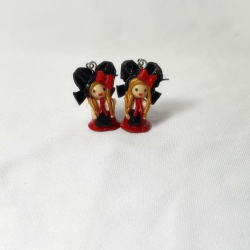 Boucles d'oreilles alsacienne acier inoxydable et fimo, mini poupées, souvenir d'alsace, cadeau régional