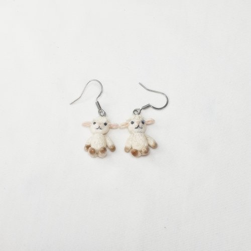 Boucles d'oreilles moutons fimo, bijoux enfants acier inoxydable, moutons miniatures fimo