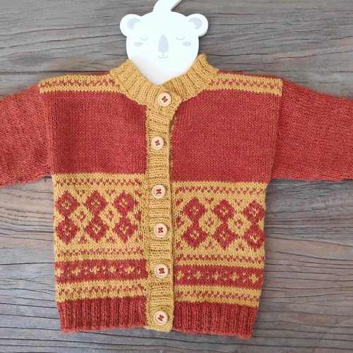 Gilet bébé tricoté main en alpaca