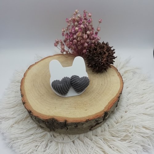 Puces d'oreilles cœur de velours