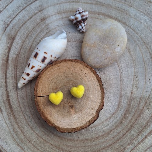 Boucles d'oreilles coeur feutrine jaune
