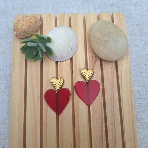 Coeur rouge translucide