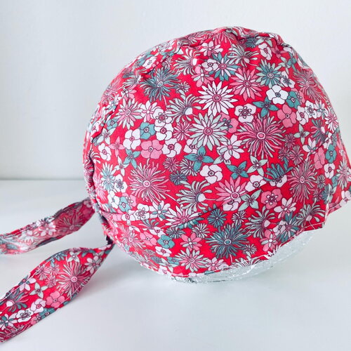 Calot de bloc fleurs rouge et rose