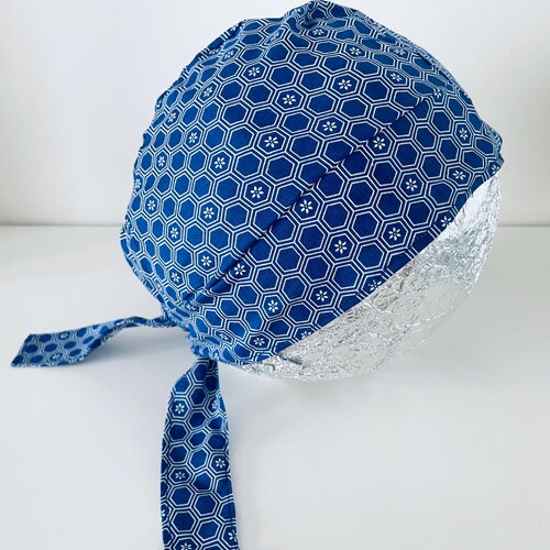 Calot de bloc bleu marine géométrique