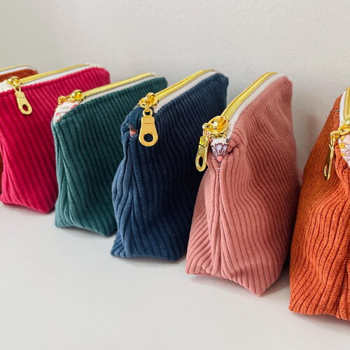 Adorables petites trousses en velours côtelé / coton