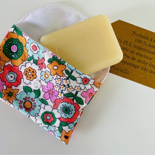 Pochette à savon ou shampooing fleurs