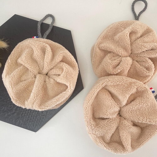 Fleur de douche éponge de bambou beige
