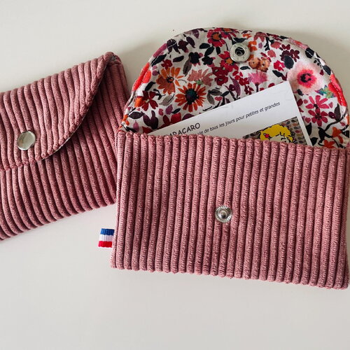 Porte cartes en velours côtelé vieux rose et coton fleuri