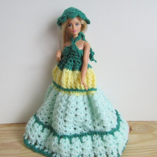 Ensemble " milène " pour poupée barbie