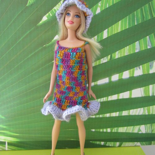 Ensemble lilas au crochet pour poupée barbie