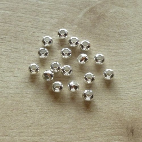 50 perles en métal argenté 6mm