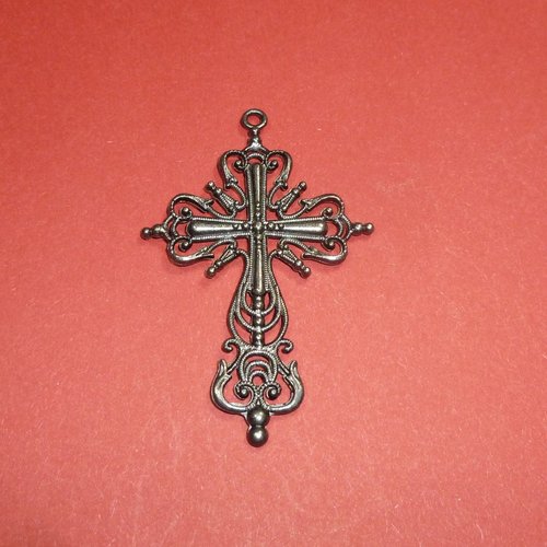 4 croix pendentif  métal noir longueur 65mm