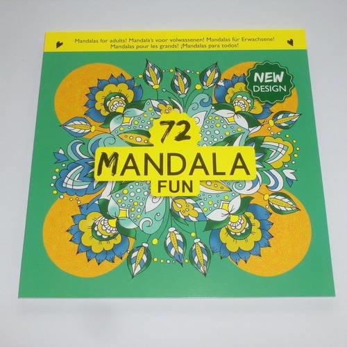 Mandala à colorier dimension feuilles 22x23cm