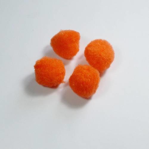 4 pompons fourrure 30mm orange