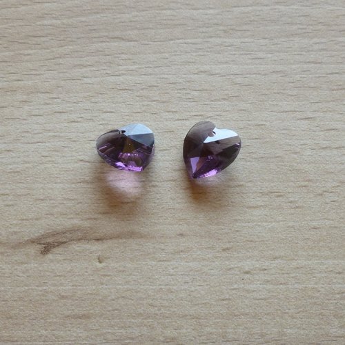 2 pendentifs coeur en verre à facettes violet 14x14mm
