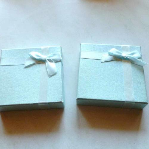 2 boîtes à bijoux  bleue clair 90x90x21mm 