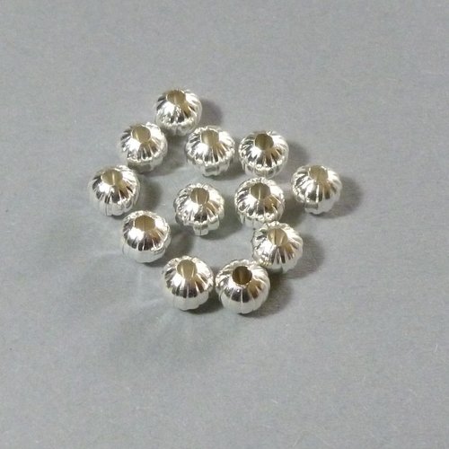 12 perles métal ondulé 8mm