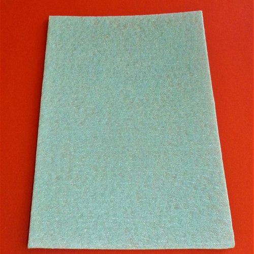 Réf.33 - coupon feutrine bleu clair 15x10cm