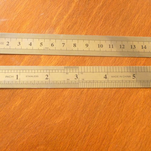 Règle métallique 15cm