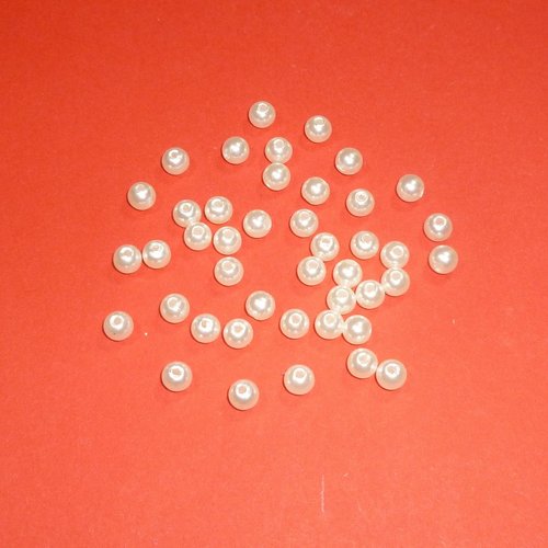 50 perles rondes blanches 6mm