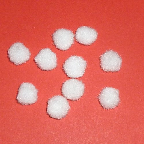 10 pompons blancs 15mm