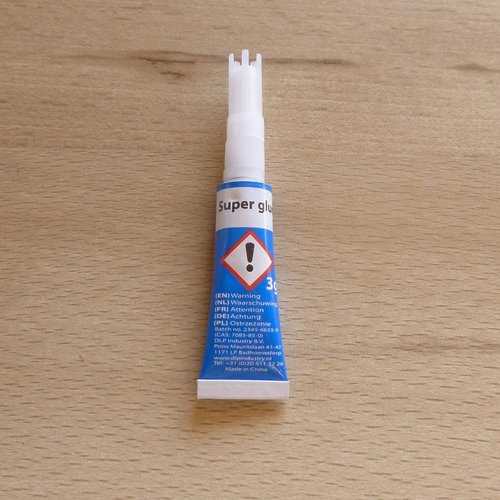 1 tube de colle super glue 3g - Un grand marché