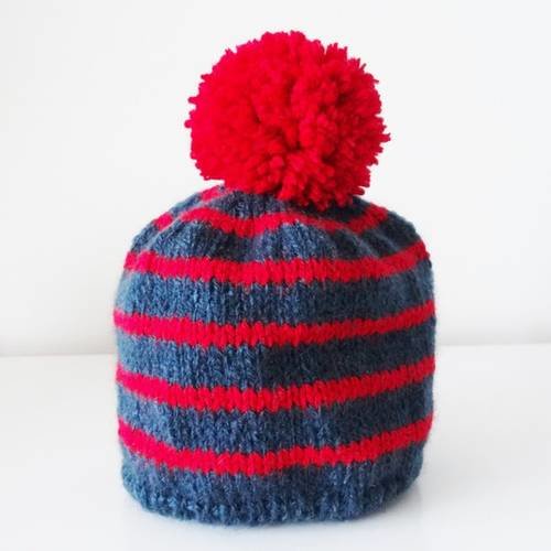 Bonnet Bebe En Laine Avec Un Pompon Rouge Bonnet Raye Marin Pour Bebe 3 6 Mois Un Grand Marche