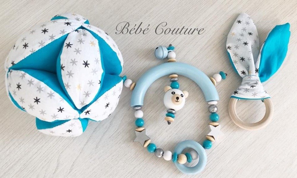 Pack Eveil Bebe Couture Ours Blanc Bleu Turquoise Noir Dore Balle Montessori Anneau Dentition Hochet Un Grand Marche