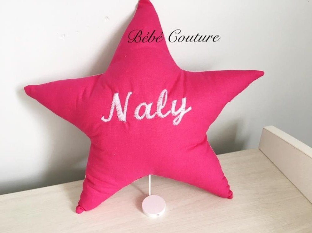 Coussin Musical Etoile Fushia Bebe Couture Un Grand Marche