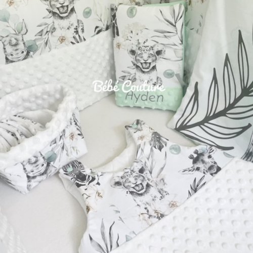 Tour de lit bébé réversible beige motif feuilles l Collection