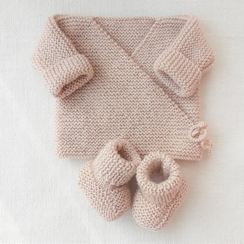Brassière bébé gilet cache-coeur chaussons tricot laine layette cadeau naissance, beige avoine