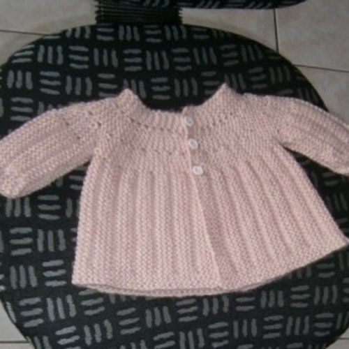 Brassière bébé tricot laine layette rose poudré 3/6 mois